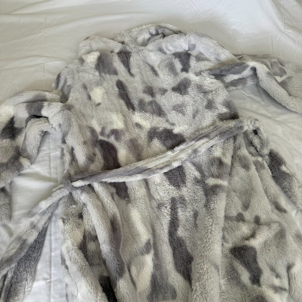 Target Winter Home Long Robe - White/Grey - Picture 10 of 13